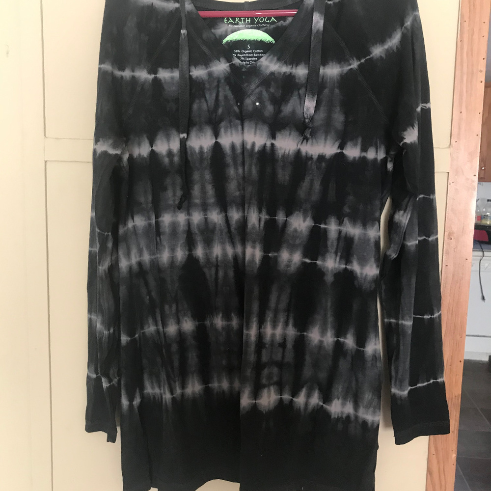 Earth Yoga long sleeve athletic shirt